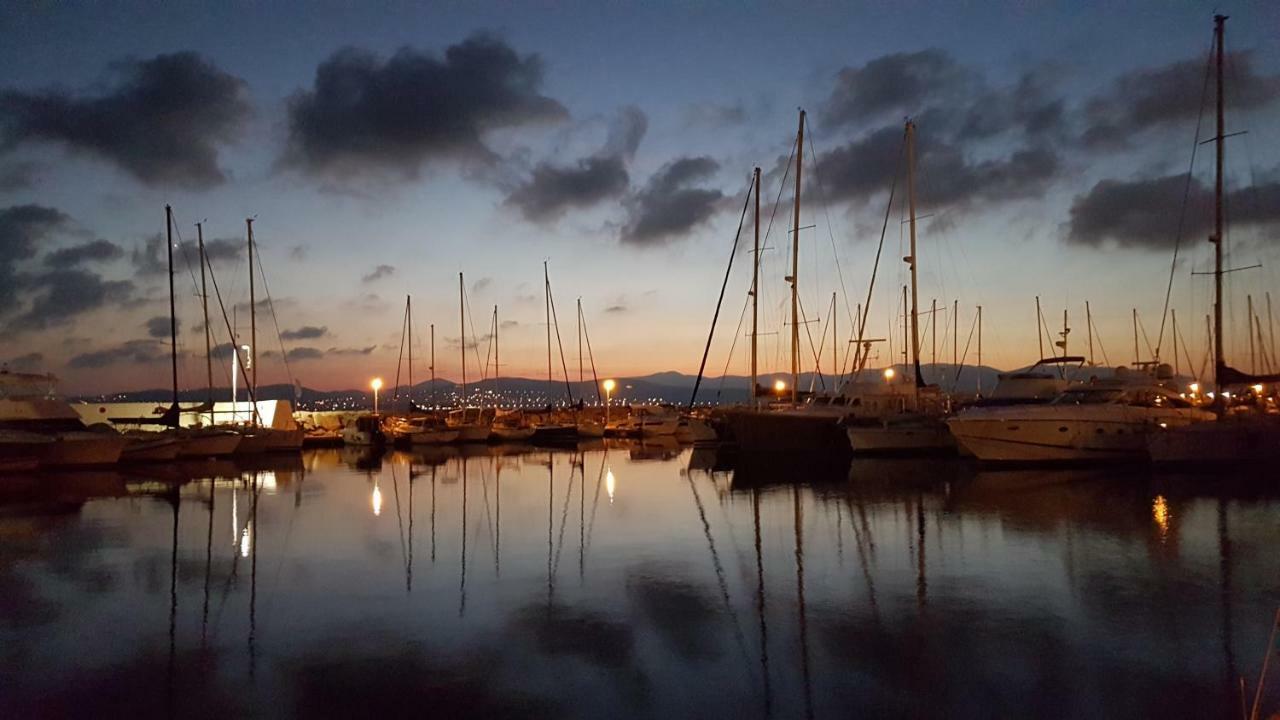 Saint Raphael - Appartement Dans Villa Au Calme A Valescure Y- Prix Inchanges Bagian luar foto
